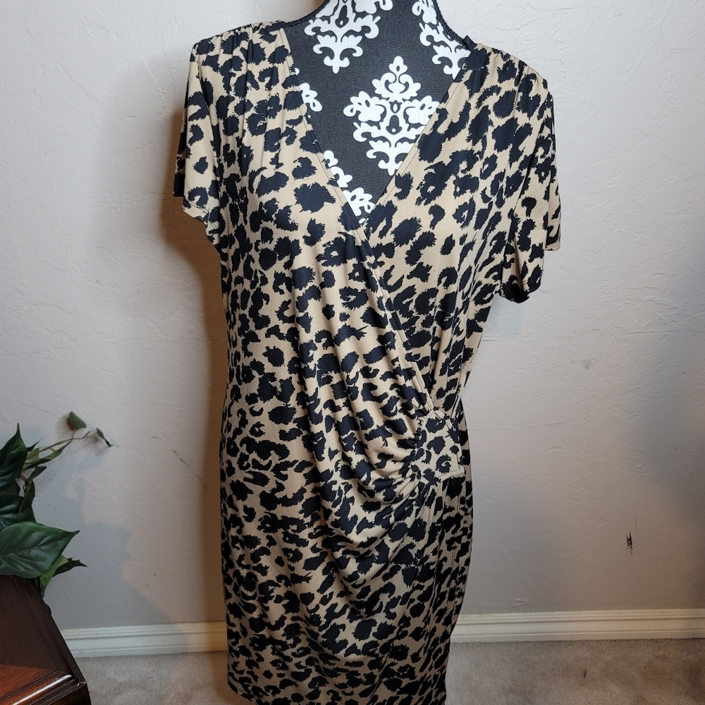 4 for$25💎AA Studio Leopard Wrap Dress Sz 16W - Picture 12 of 13